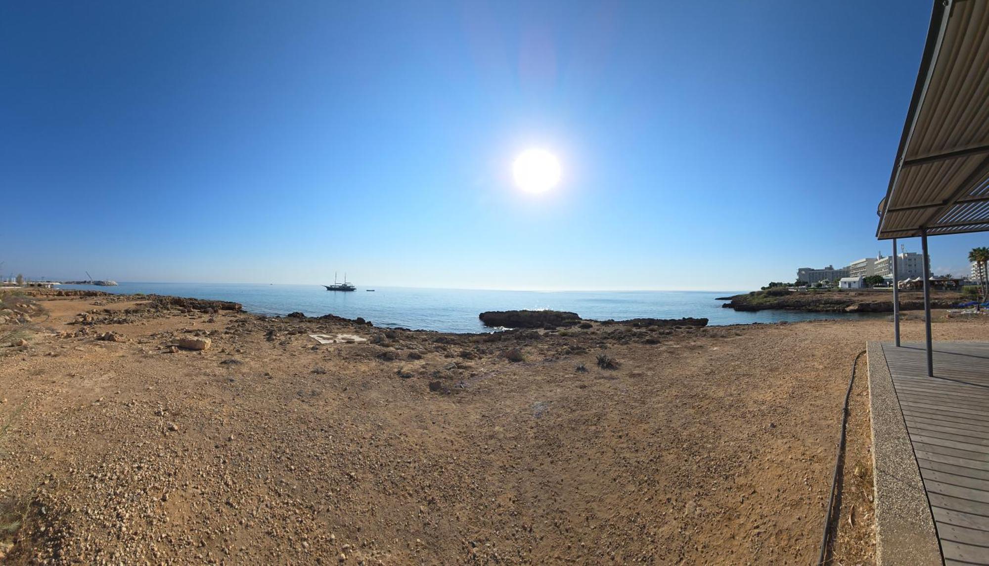 Golden Bay Deluxe Holiday Apartment Protaras Dış mekan fotoğraf