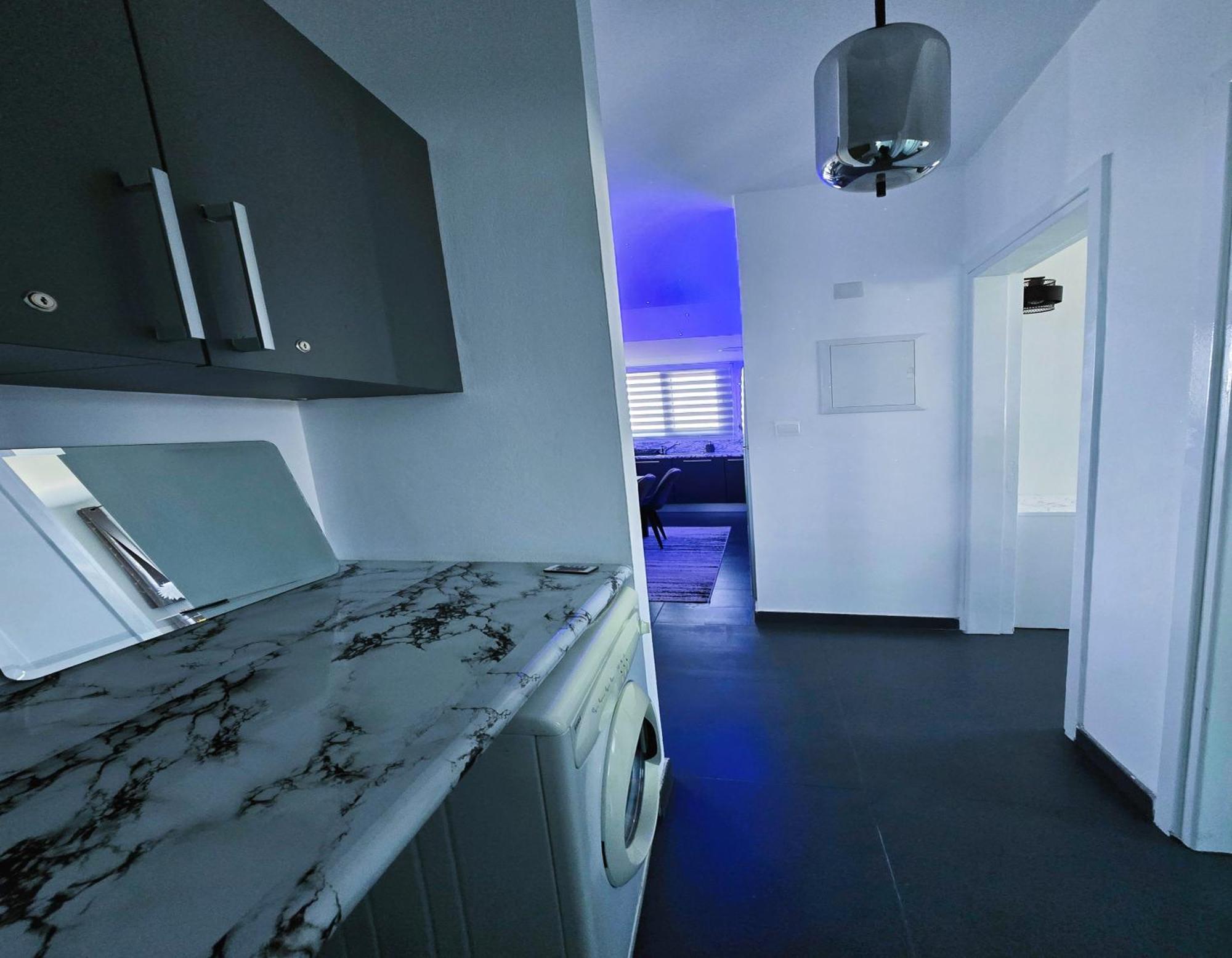 Golden Bay Deluxe Holiday Apartment Protaras Dış mekan fotoğraf